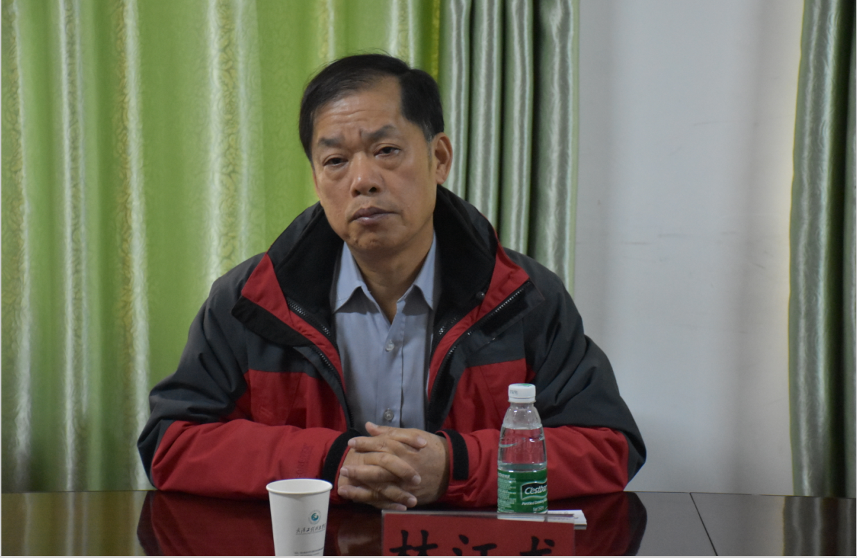 讲话.JPG