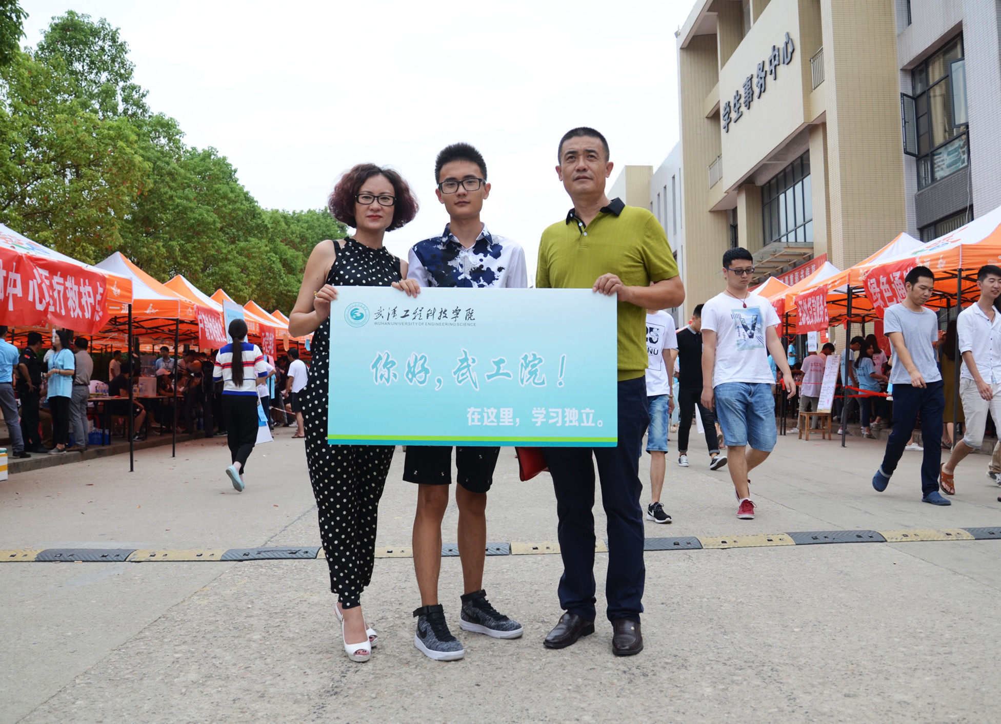 4ed2bb59974b2b8382d4ccf7c558dc7b.jpg