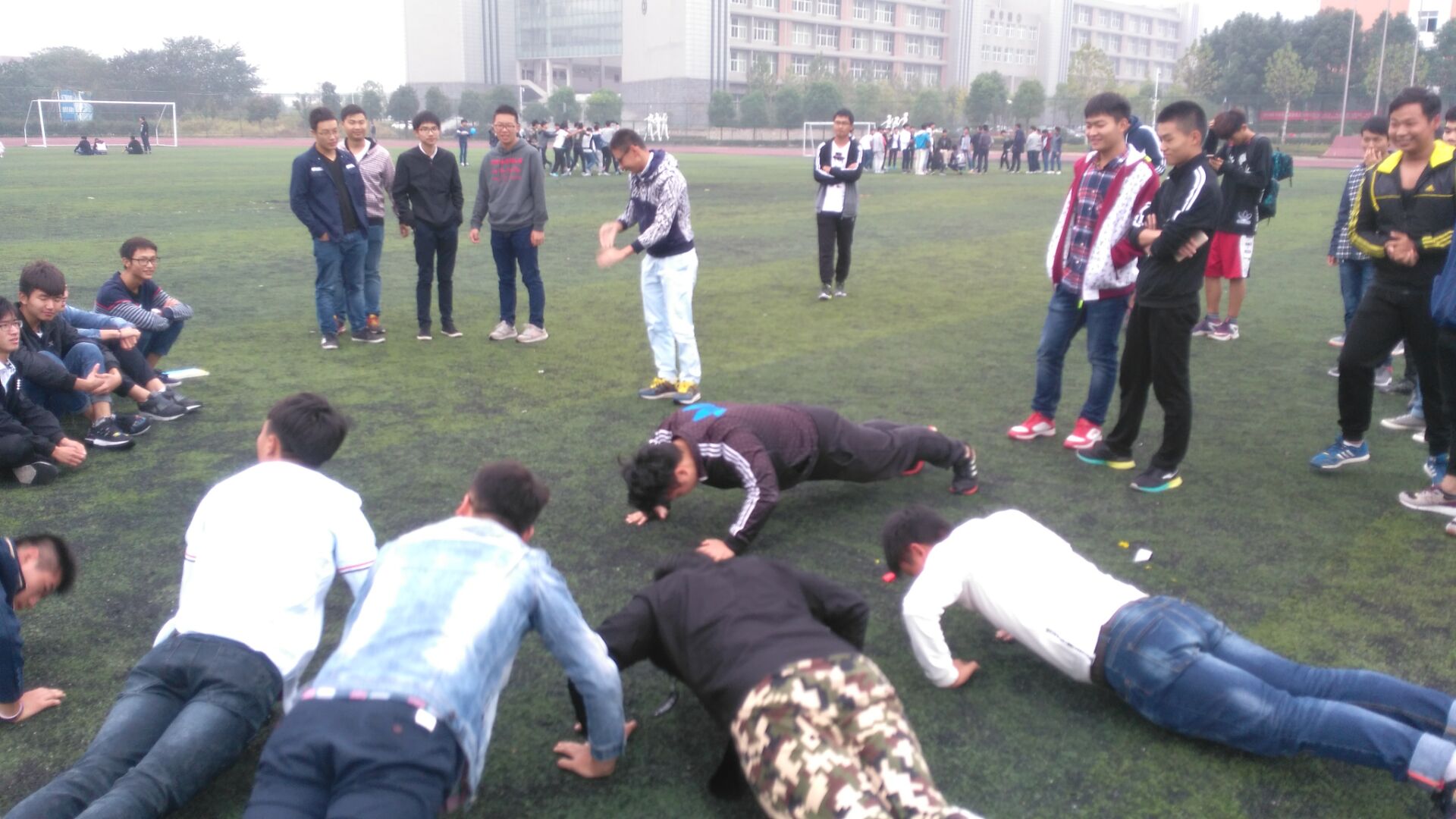 QQ图片20161012100525.jpg