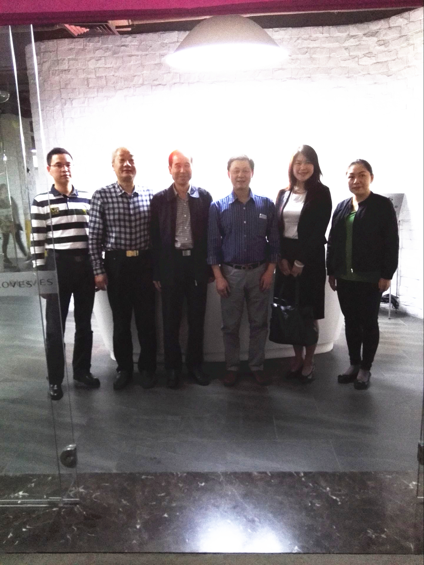 校领导走访深圳珠宝企业 达成人才联合培养意向