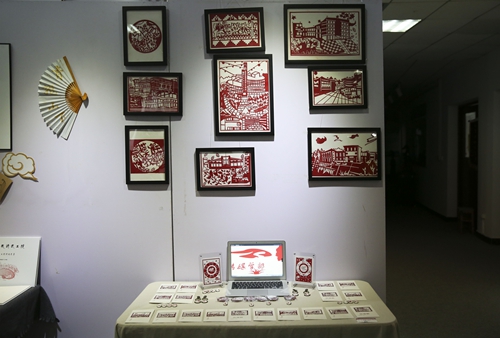 20161228图书馆视觉艺术展 摄影记者刘帅 图编 罗玲杰 (6).JPG