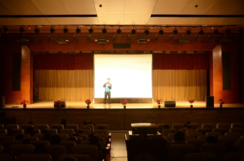 电影《纯洁心灵》靠站武汉工程科技学院