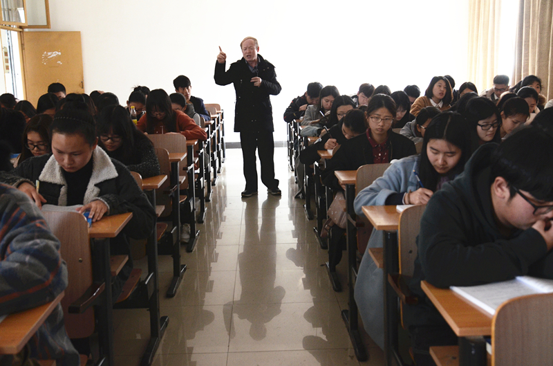 【课堂速写】严河:课堂上所说的每句话都是重点