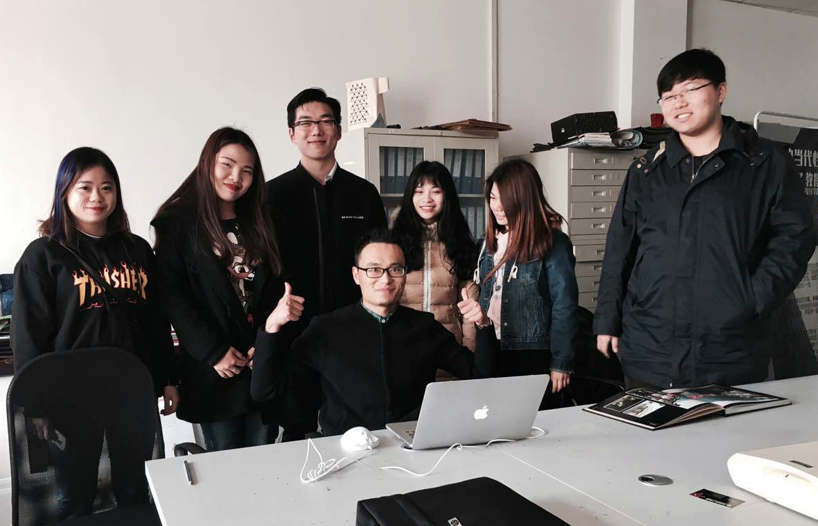 全国设计实战导师带领学生展开“尖荷行动”实训