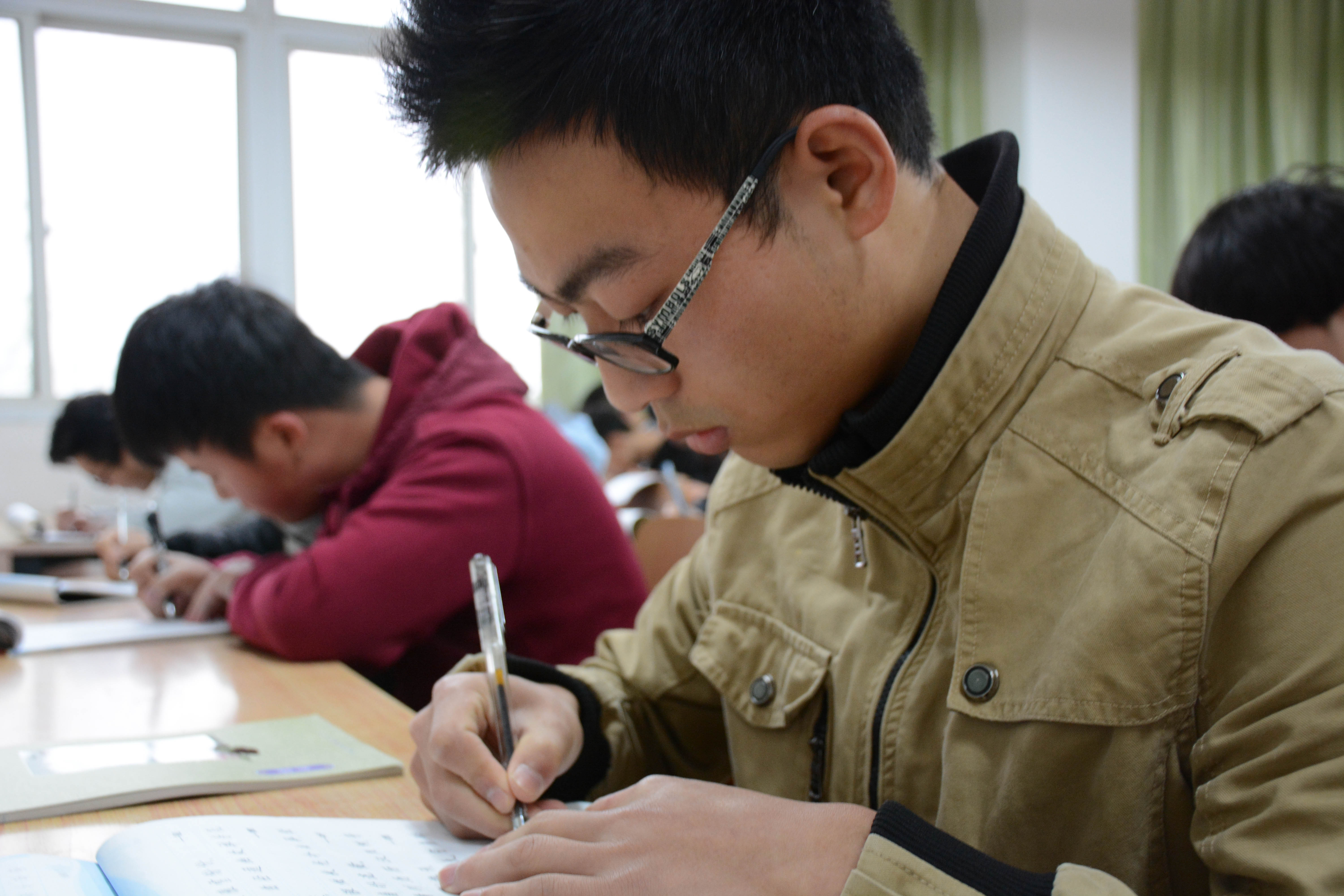 杨正举 (6)修.jpg