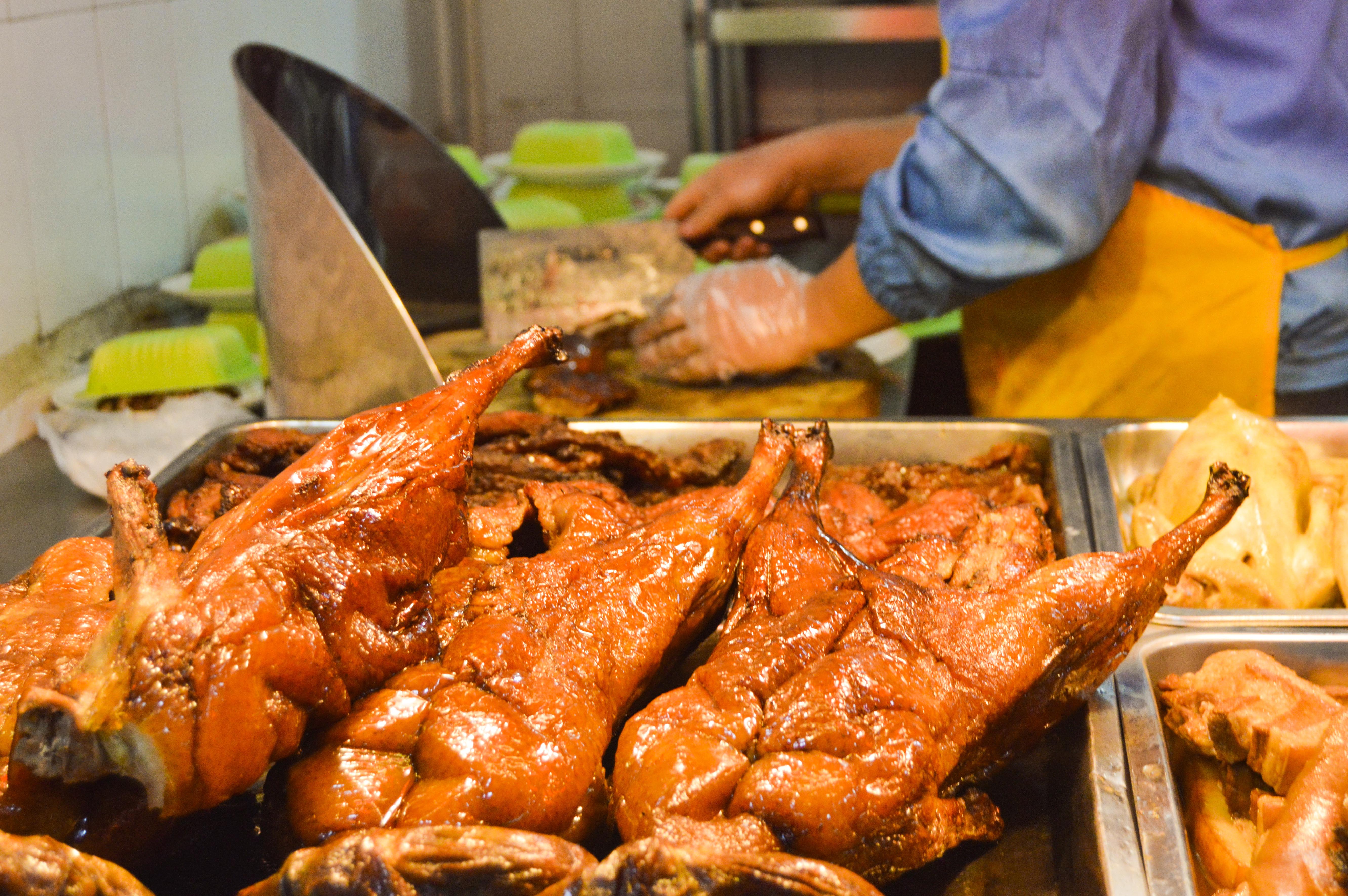 二食堂中靠左侧油烫鸭 杨燕菱xiu.jpg