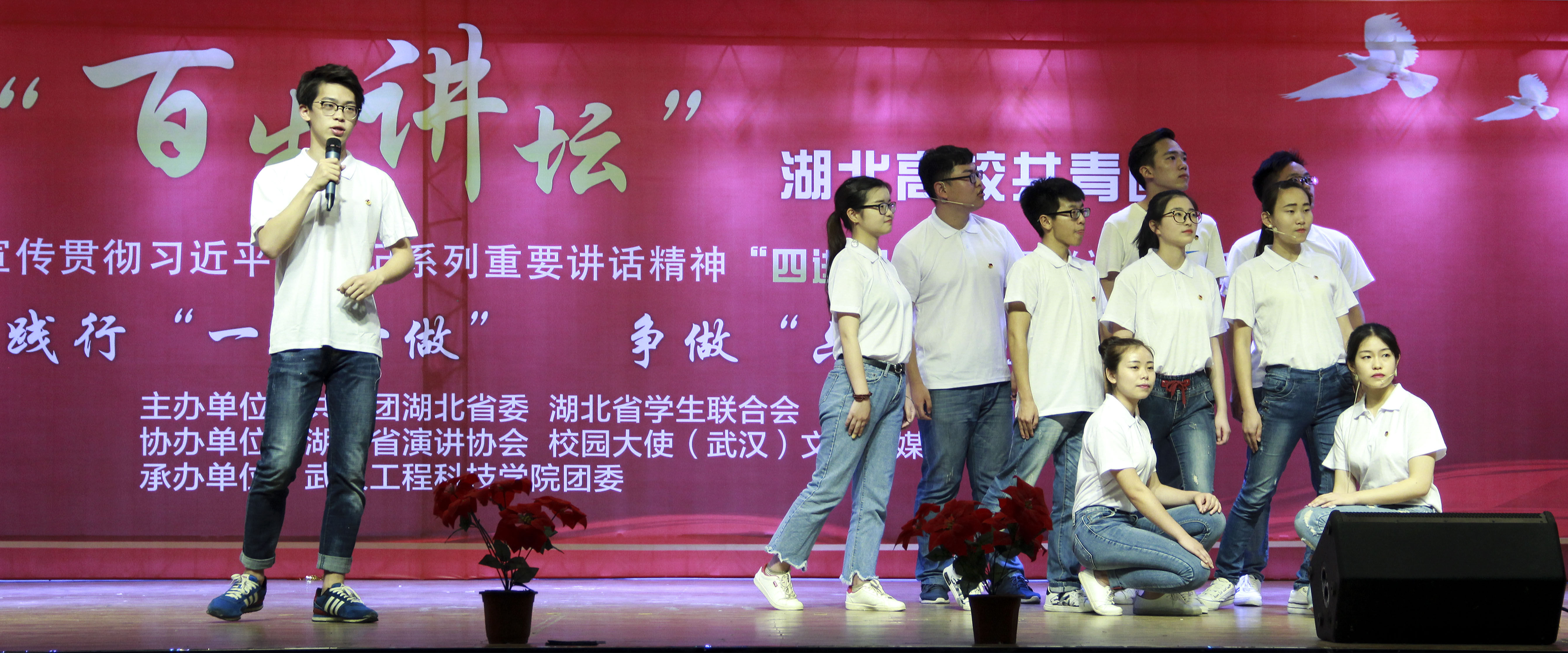 摄影记者;秦一飞，王烨婷。 (6).jpg