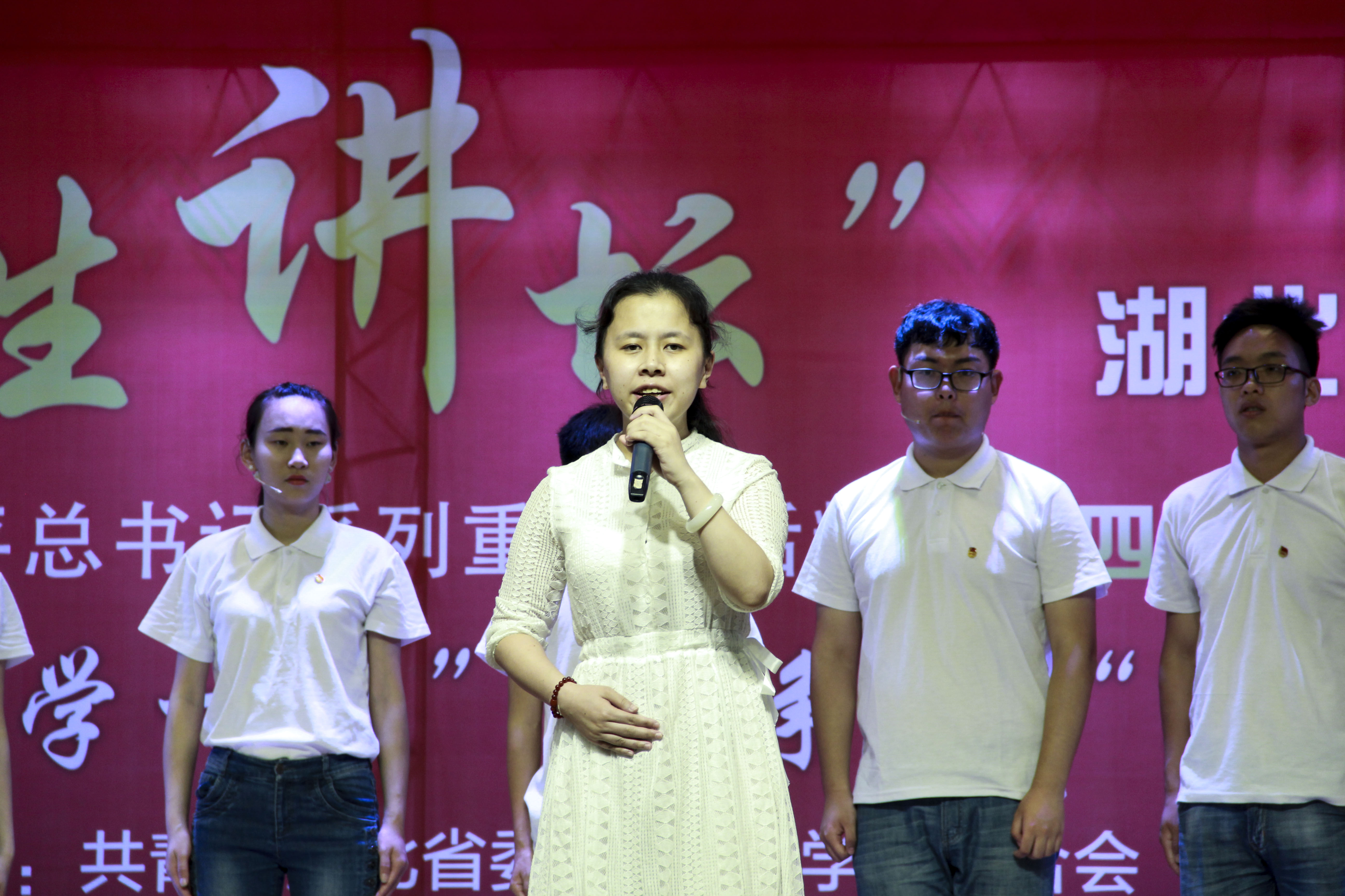 摄影记者;秦一飞，王烨婷。 (8).jpg