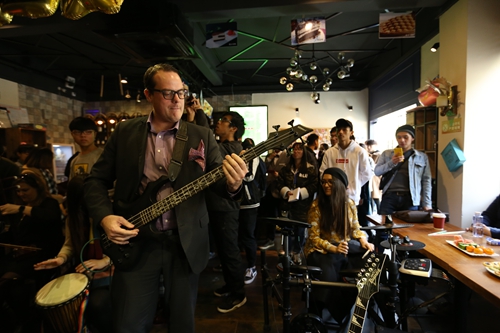 摄影 吕琴 (1).JPG