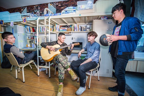 学生宿舍实景-籍鹏飞 摄(1).jpg