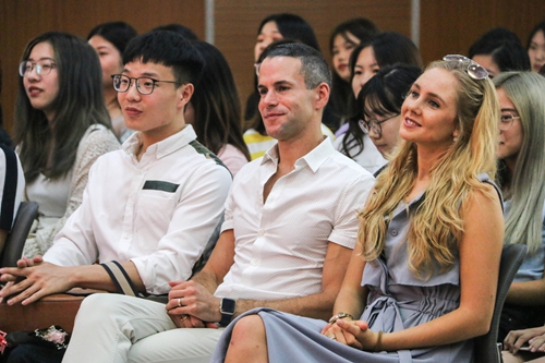 事务中心311 赵炜剑 (8).jpg