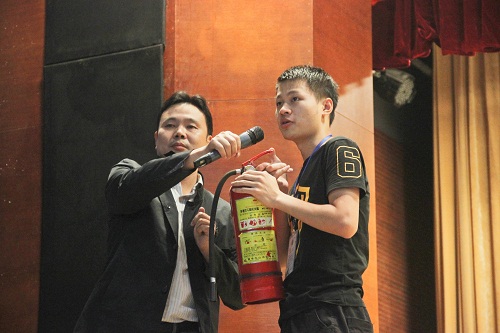 实习摄影记者王梦洋  (5).jpg