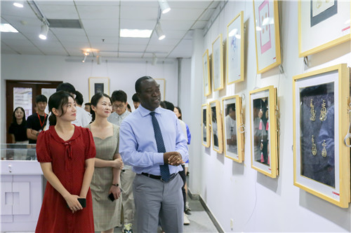 李梦婷 胡炜 (3).JPG