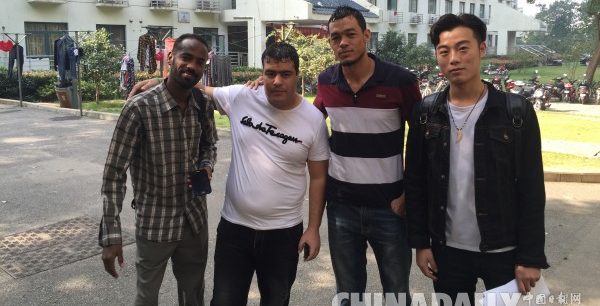 【中国日报网】学以致用 武汉工程科技学院创新人际沟通实战课