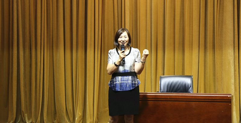 【湖北高校思政网】入学教育讲座呼吁新生关注心理健康
