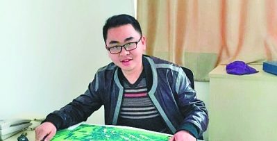 【武汉晚报】用专业知识带学弟学妹一起创业
