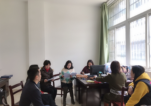 学习“习近平总书记在学校思想政治理论课教师座谈中发表的重要讲话”精神座谈会