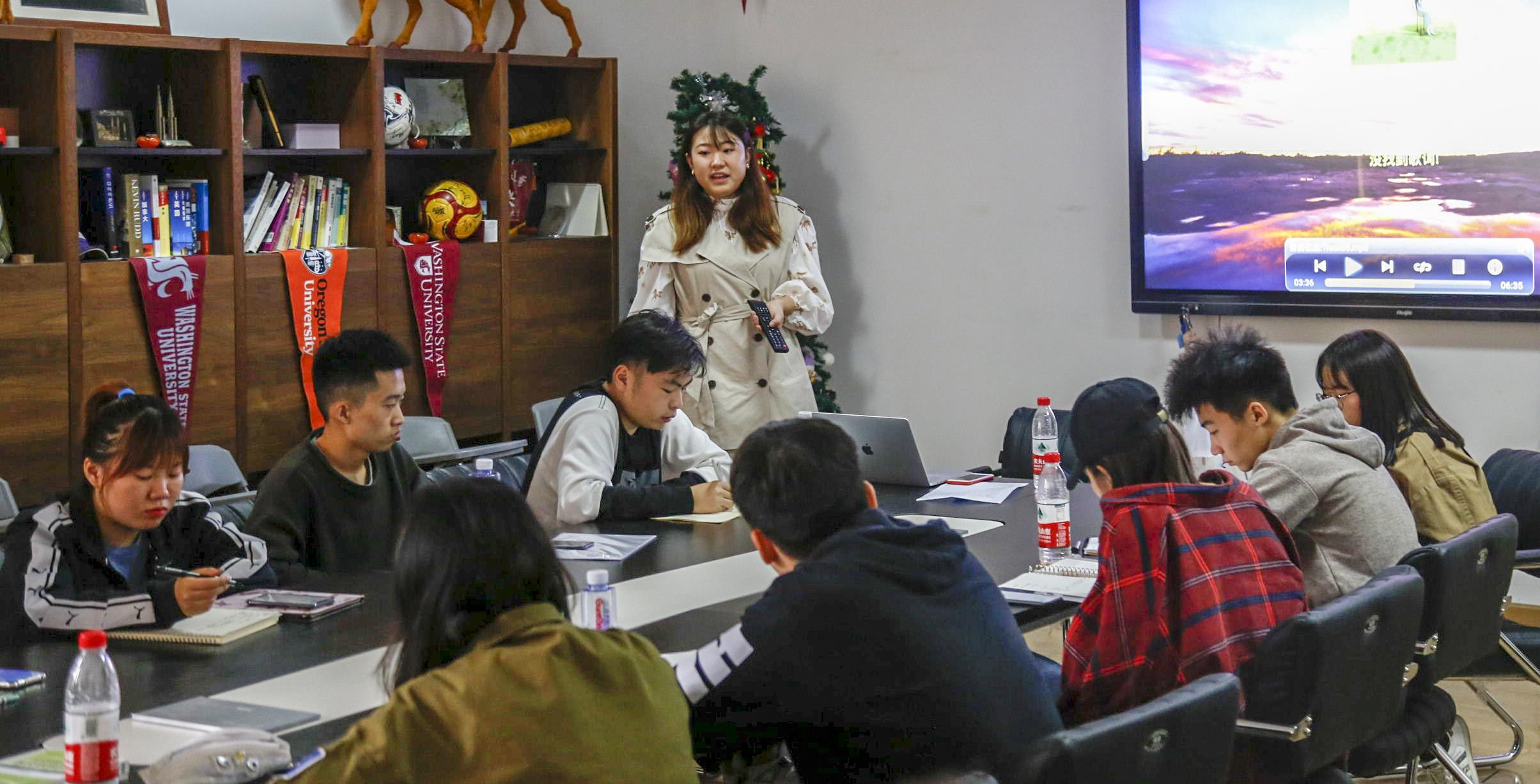 学校本/专硕直通精英四班雅思开课