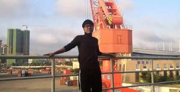 奋斗就是我的青春底色