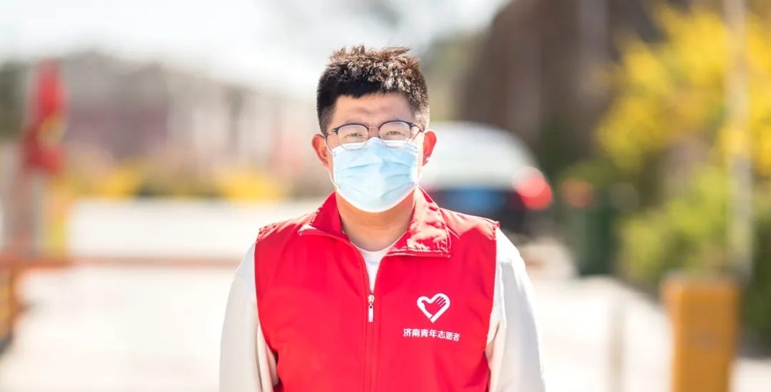 武工院武铁春运志愿者转型做抗疫志愿者