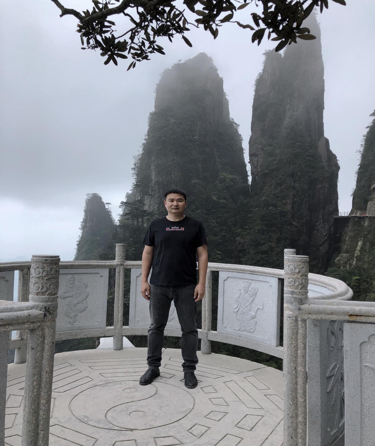 【年度先进个人】——胡承孝