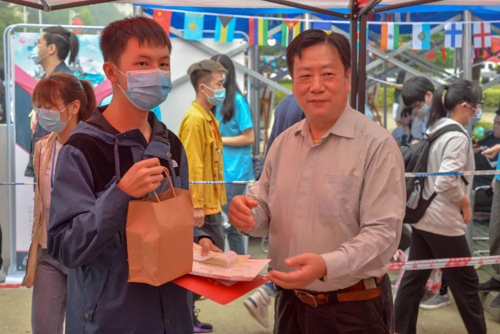 信工学院迎新总结报道