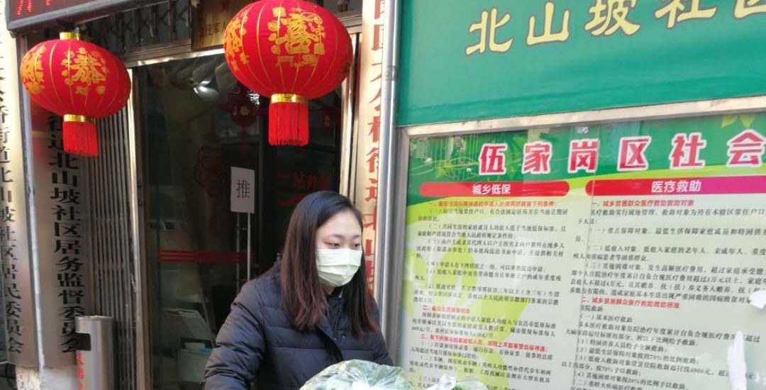 【今日头条】我是党员就必须站出来，武工院毕业生亲身体验社区志愿者真不容易
