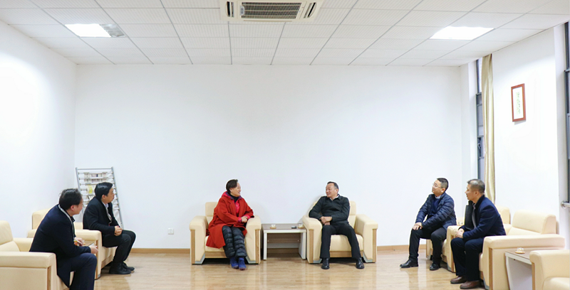 暨南大学党委副书记一行来武工院考察交流