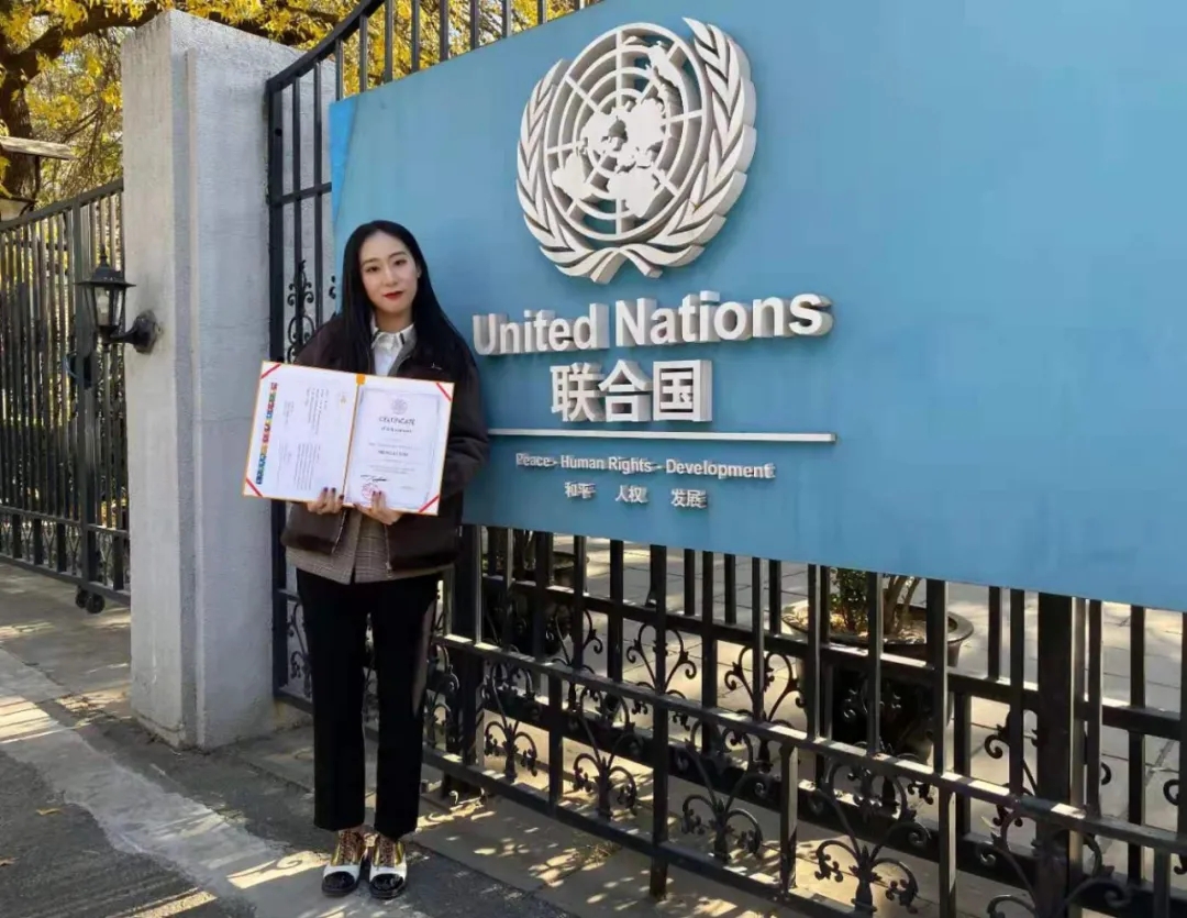 【转载】颜值与才华并存！信工学院女孩牵手世界名校！
