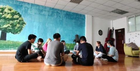 打开心扉，探索自我