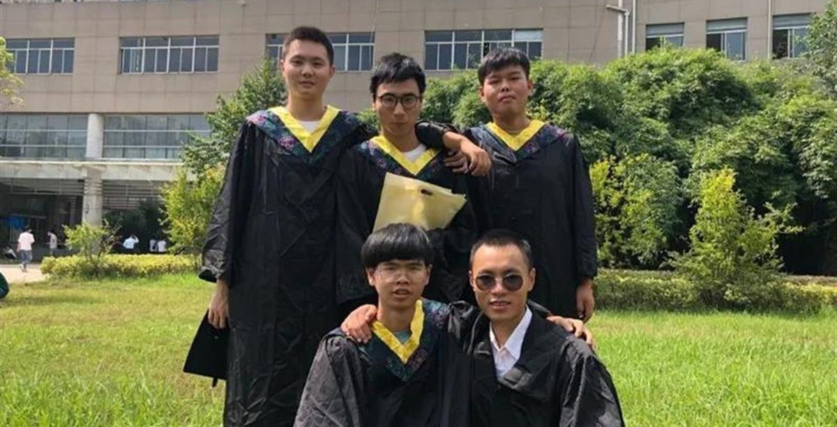 【极目新闻】神仙室友！武汉一高校三人共同圆梦名校