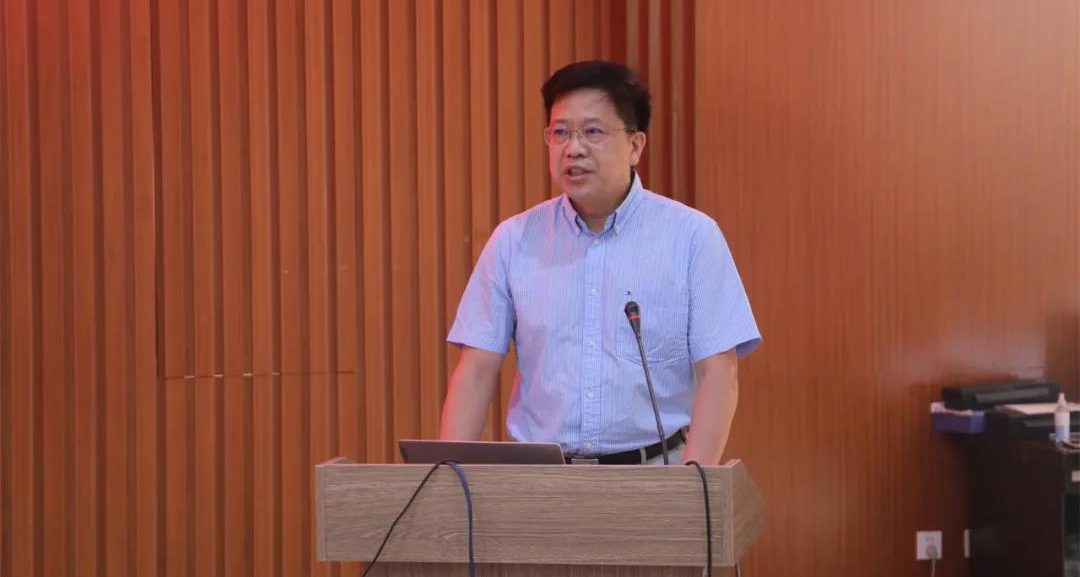 传承企业文化 培育时代新人| 陈香山为新入职员工做专题培训讲座