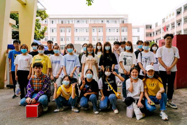 青春与志愿同行——青年志愿者协会