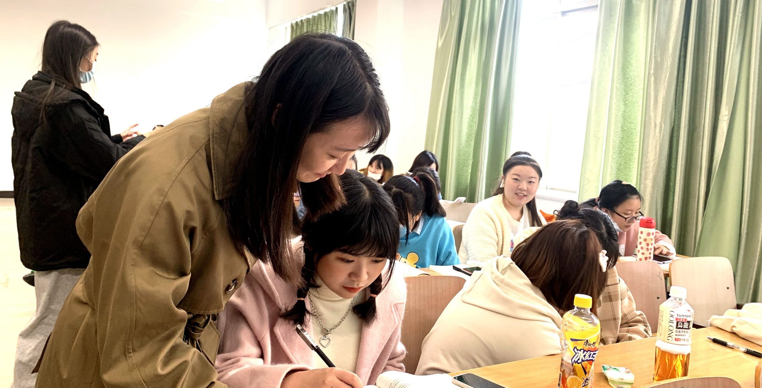 “以赛促教、以赛促学”——我院学生积极参与十九届全国幼儿教师职业技能大赛