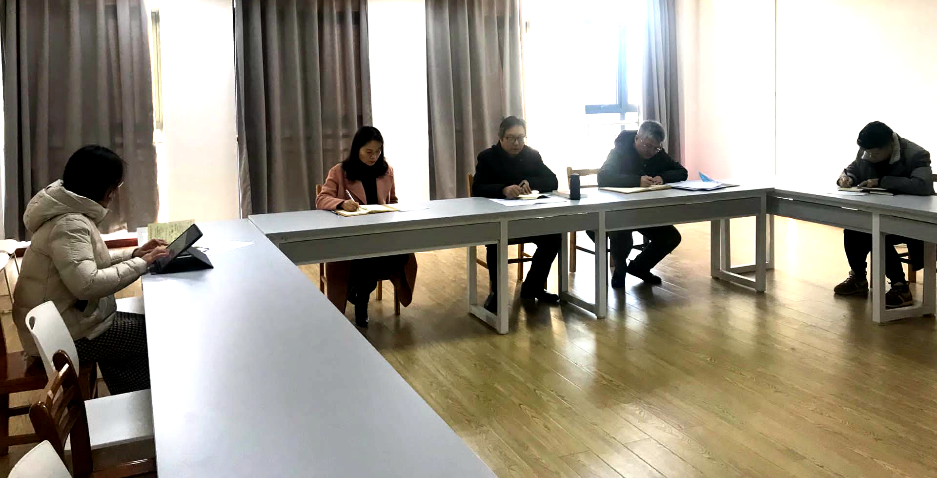 人文学院召开第一次党政联席会议和院务委员会议