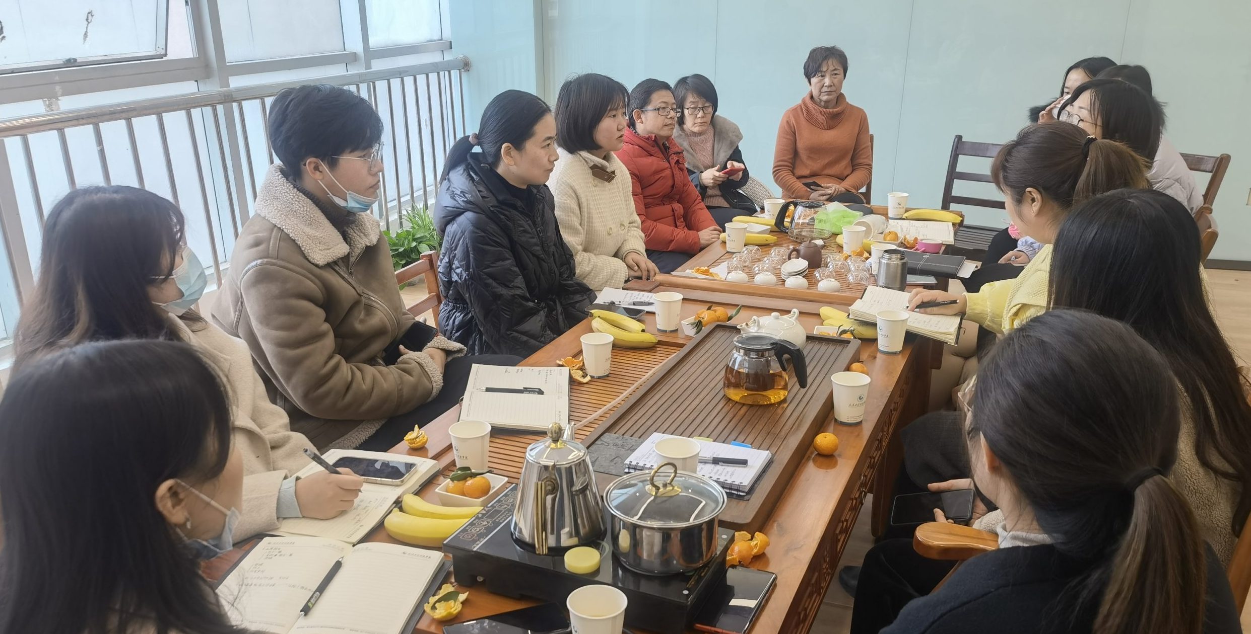 科研实践并重，稳步推进心理健康团队工作展开