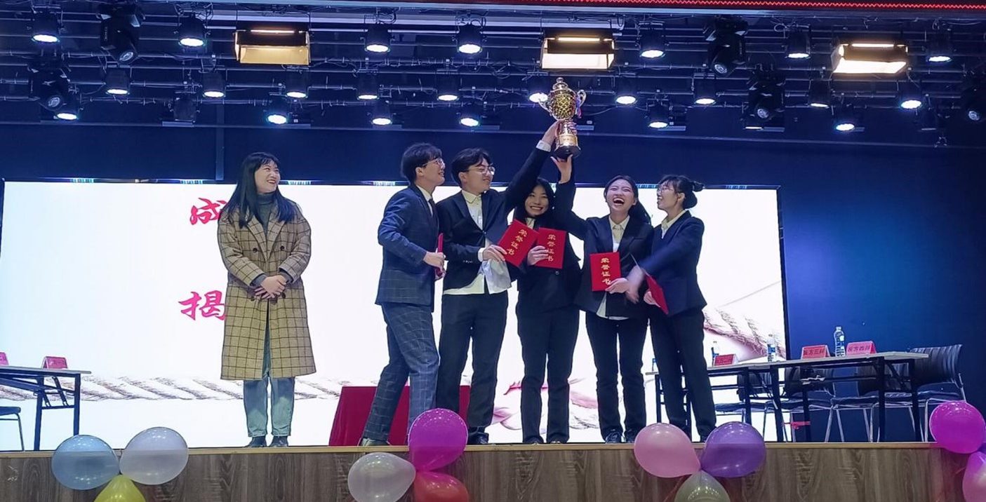 武汉工程科技学院第十七届“励翱杯”辩论赛圆满落幕