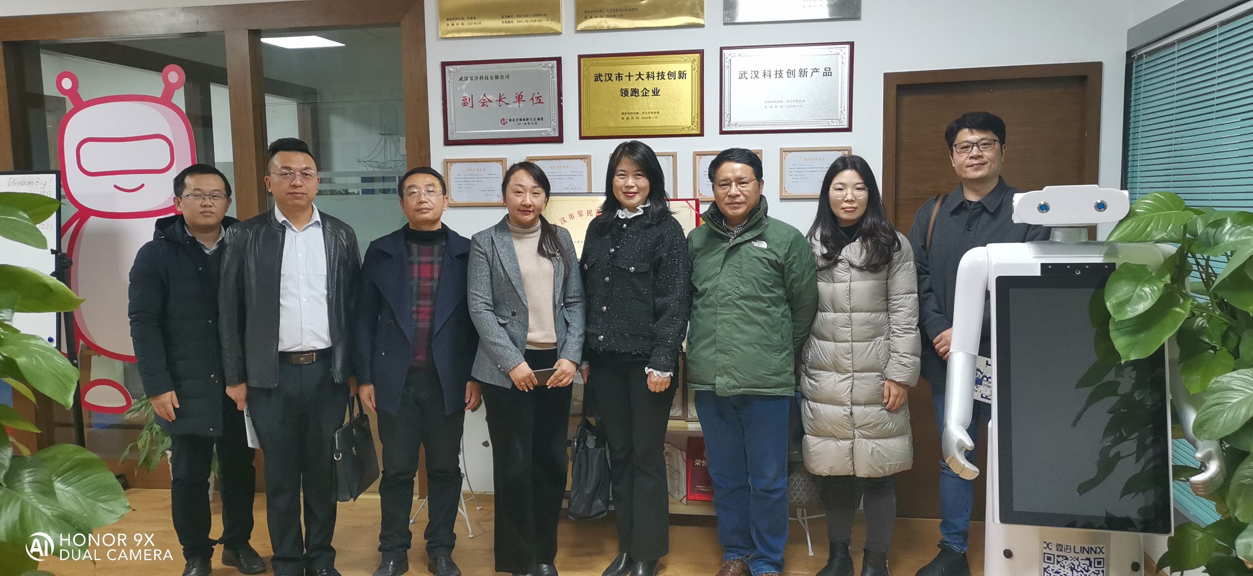 校领导带队走访国家高新企业——共同探讨机器人产业学院的共建