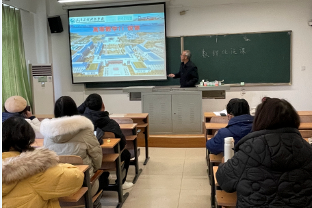 信息工程学院开展了“说课”活动，提升教师教学能力
