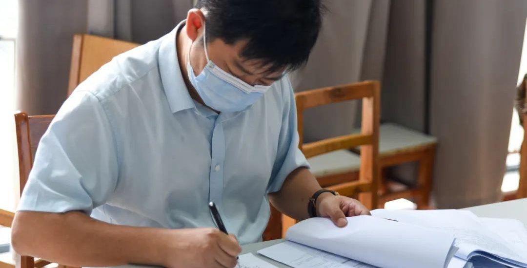 评建进行时 | 我校开展2022届毕业设计（论文）中期检查工作