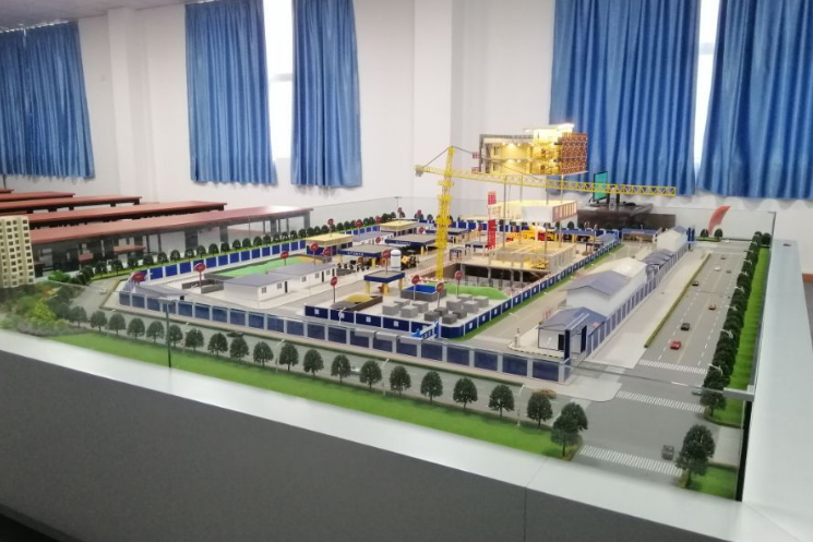 信息工程学院考察校外实习实训基地