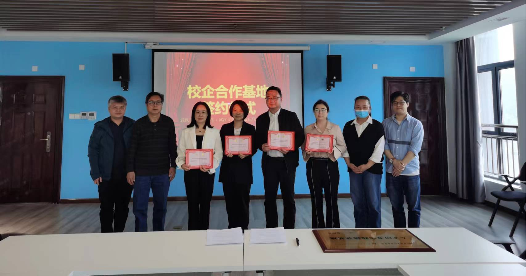 评建进行时 | 武工院人文学院与武汉灵鹭国际货运代理有限公司成功举行校企合作签约仪式
