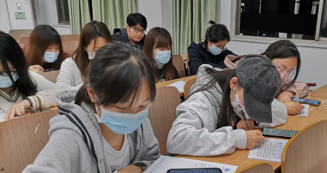 青春应如是   奋斗正当时