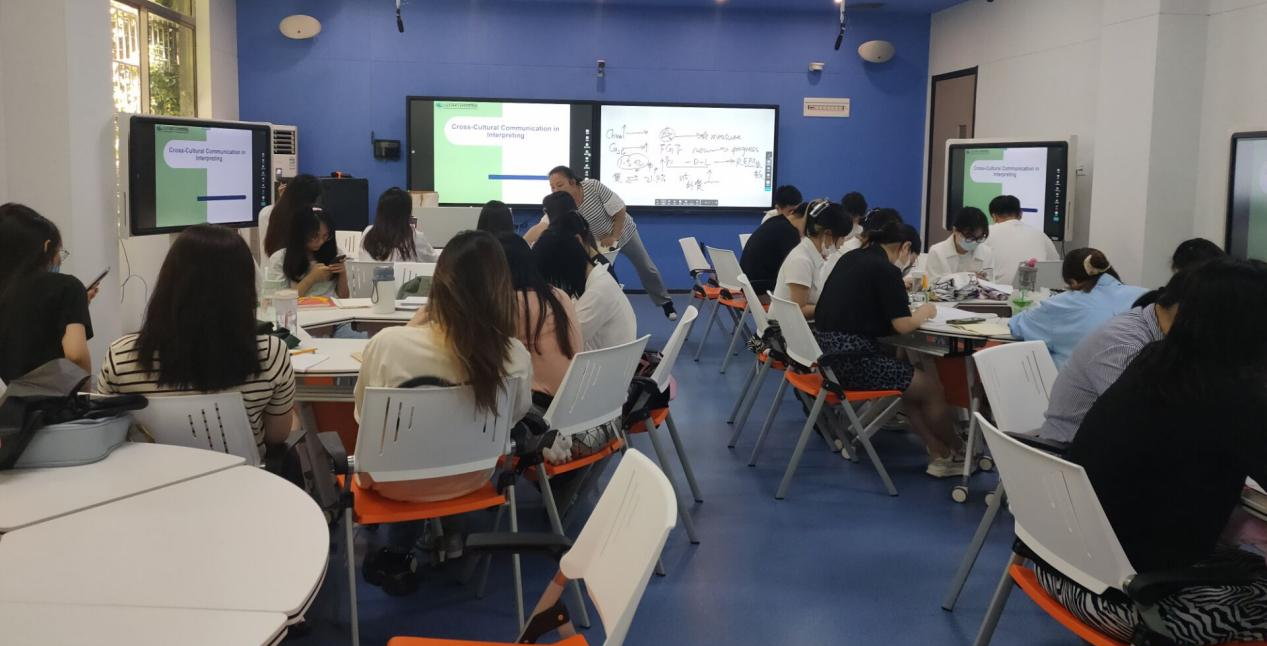 教室“智慧”升级，引领高效口译学习