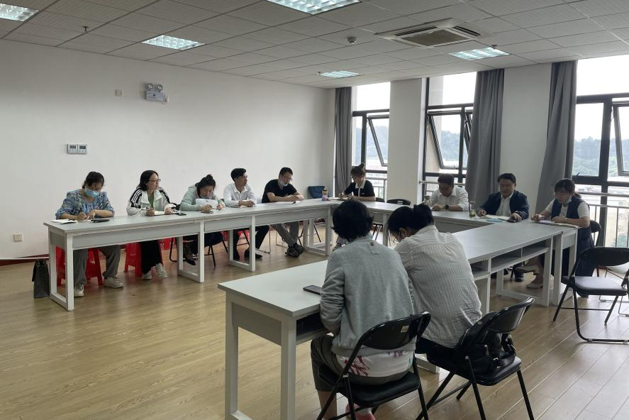 信息工程学院开展“应用型、地方性”专业建设研讨会