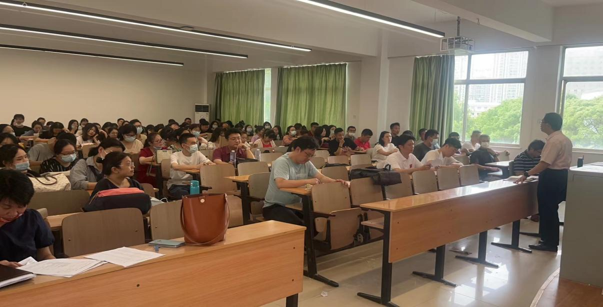 人文学院召开招生工作推进会