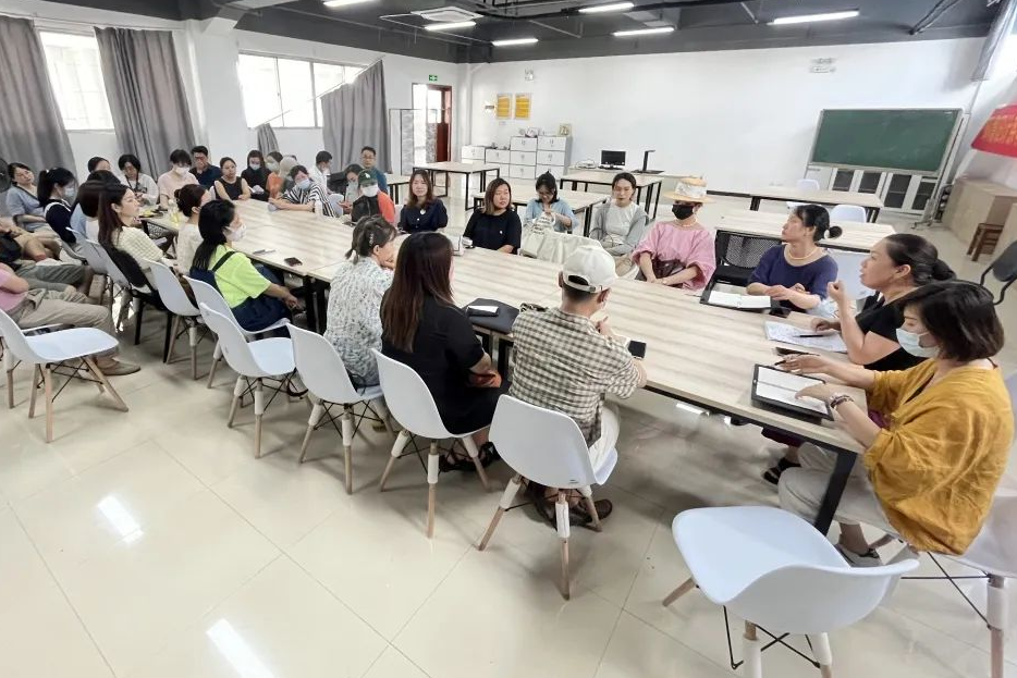 我校艺术与传媒学院开展“规范教学管理 推动内涵式发展”教育教学大讨论活动