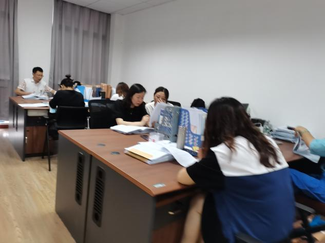 马克思主义学院：组织开展期末考试集体阅卷工作