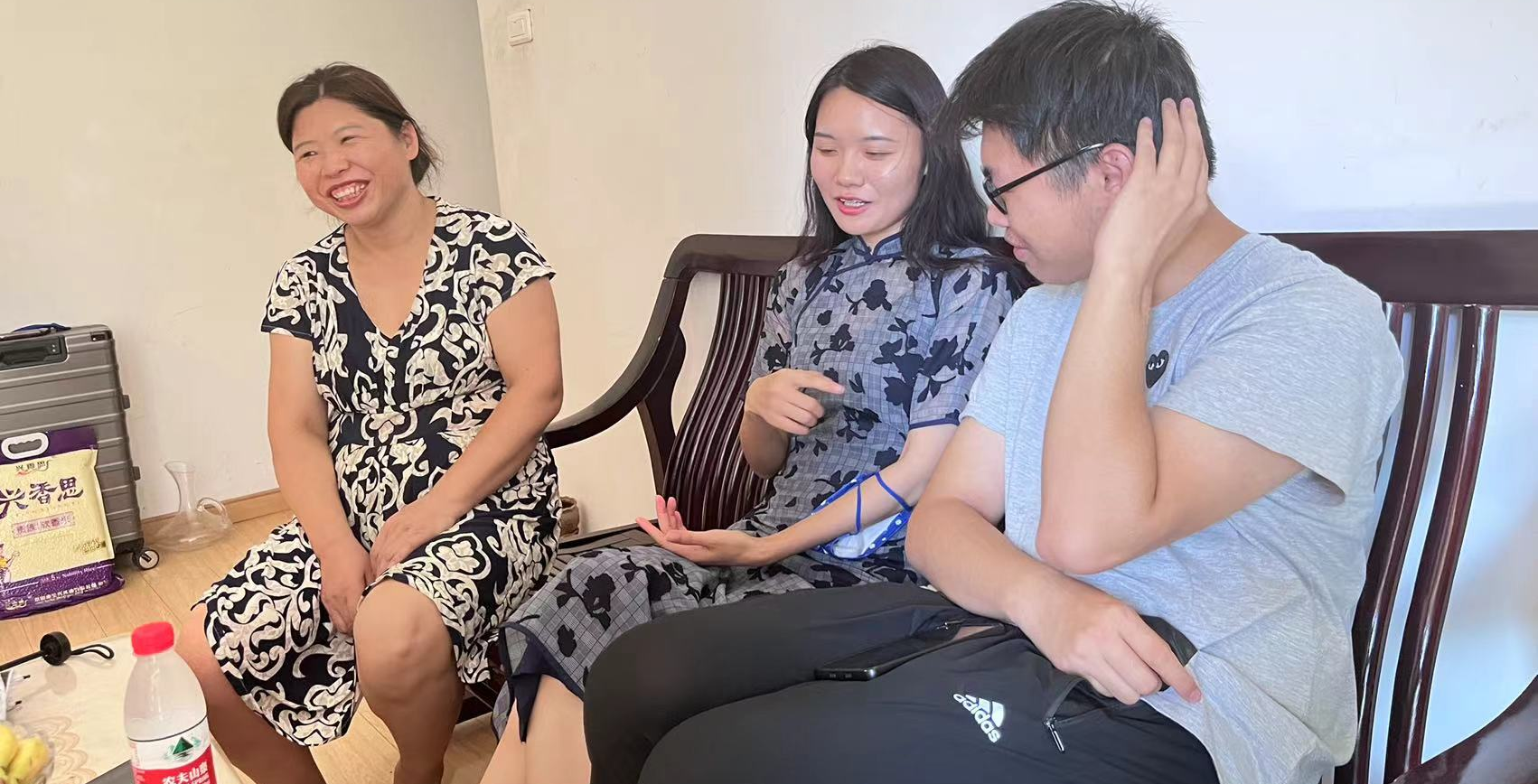 暑期家访，爱与热烈同在