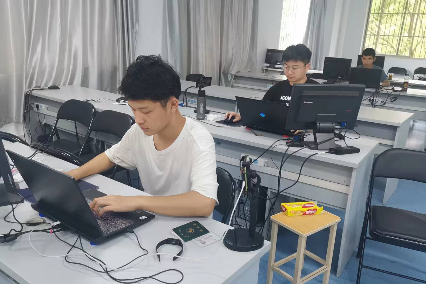 打破零记录！我校信息工程学院蒋兆强同学在第十五届全国大学生先进成图技术与产品信息建模创新大赛全国决赛中获佳绩